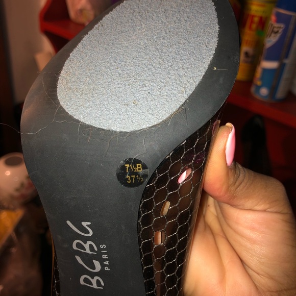 BCBG heel shoes - Picture 6 of 6